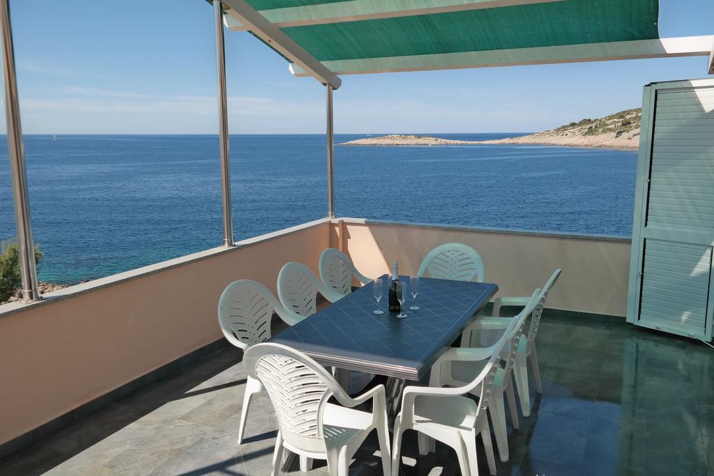 Direkt Am Meer-Apartments Puntaplanka 罗戈兹尼察 外观 照片