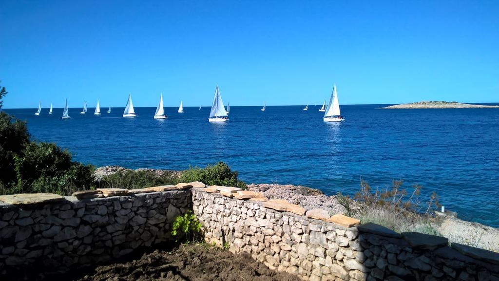 Direkt Am Meer-Apartments Puntaplanka 罗戈兹尼察 外观 照片