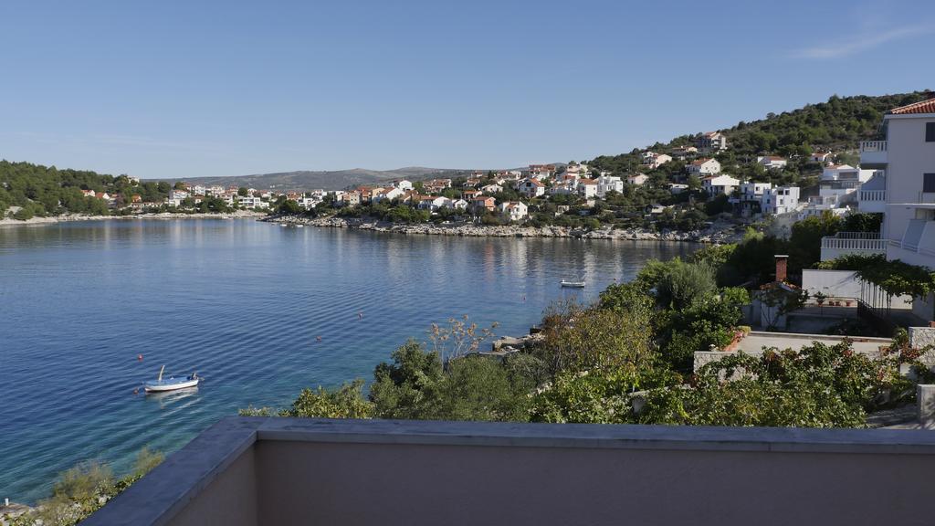 Direkt Am Meer-Apartments Puntaplanka 罗戈兹尼察 外观 照片
